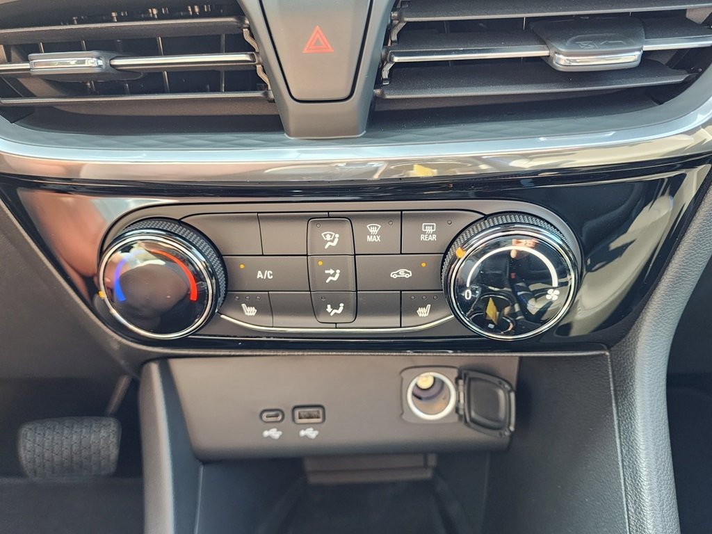 2026 Buick Encore GX Sport Touring photo 24