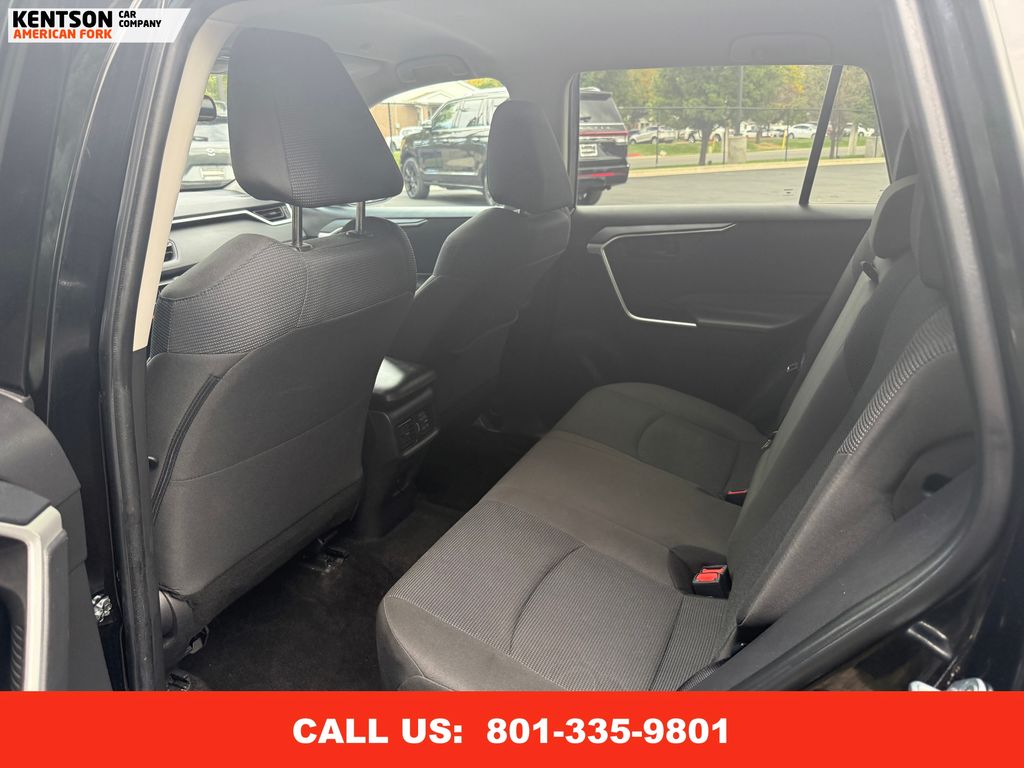 2024 Toyota RAV4 LE photo 26