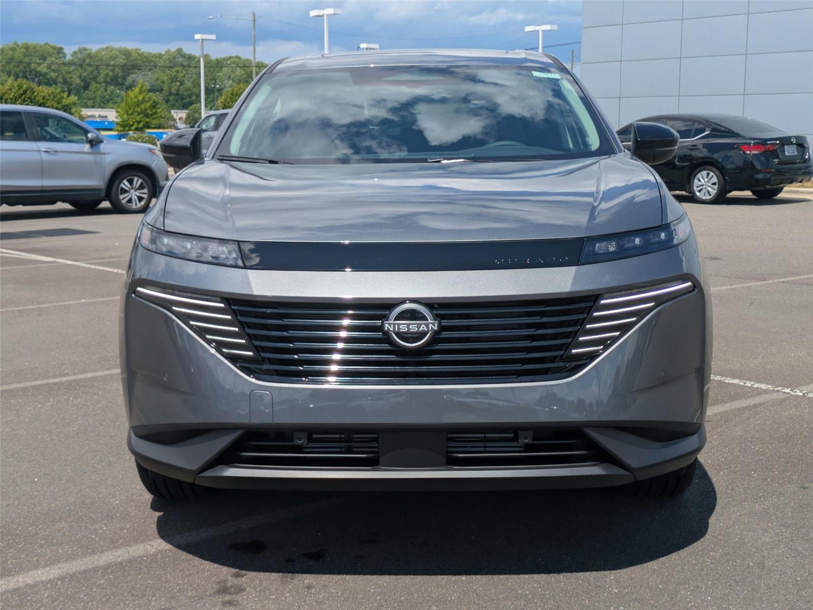 2025 Nissan Murano SL photo 2