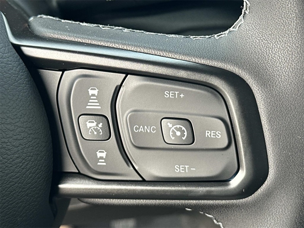 2025 Jeep Wrangler Rubicon X photo 23