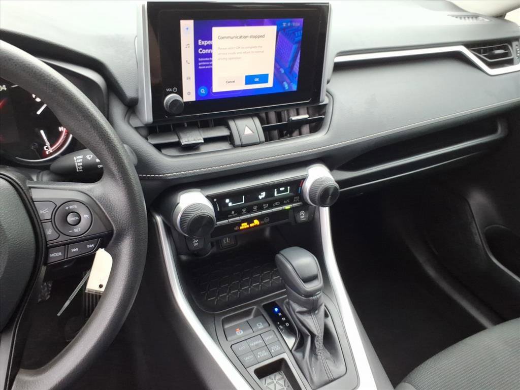 2024 Toyota RAV4 LE photo 13