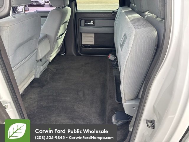 2012 Ford F-150 XLT photo 28