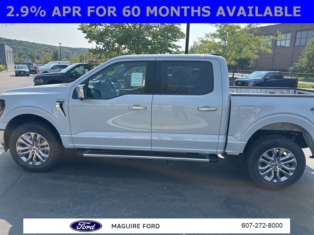 2025 Ford F-150 XLT photo 8