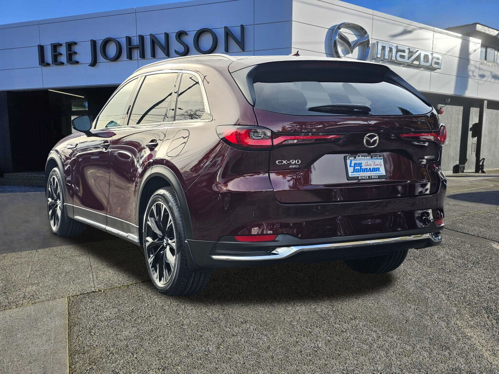 2024 Mazda CX-90 Plug-in Hybrid Premium photo 3