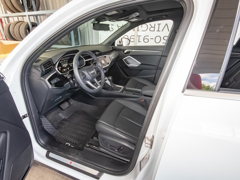 2024 Audi Q3 45 TFSI S line Premium photo 37