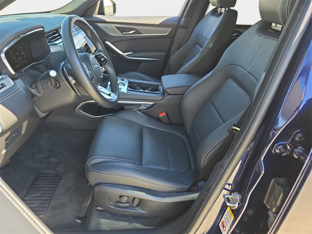2025 Jaguar F-PACE P250 R-Dynamic S photo 14