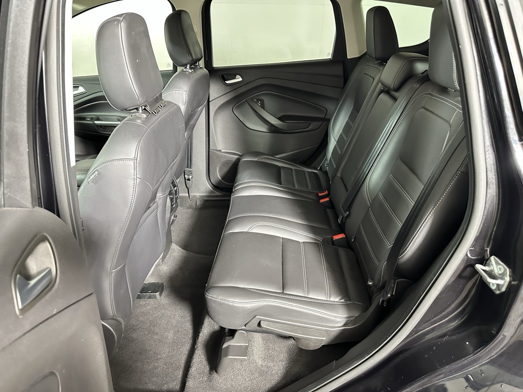 2019 Ford Escape SEL photo 24