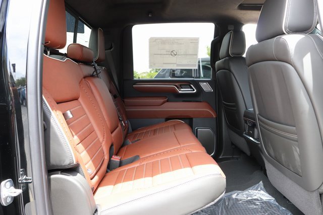 2025 Gmc Sierra 2500 HD Denali Ultimate photo 17