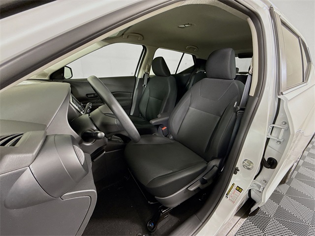 2025 Nissan Kicks Play S photo 4