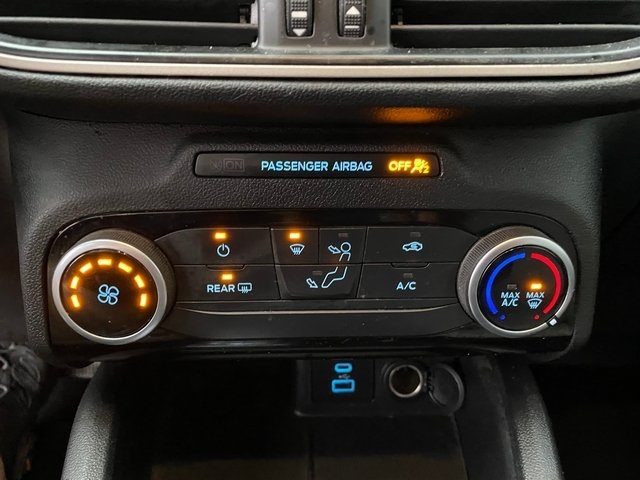 2022 Ford Escape SE photo 11