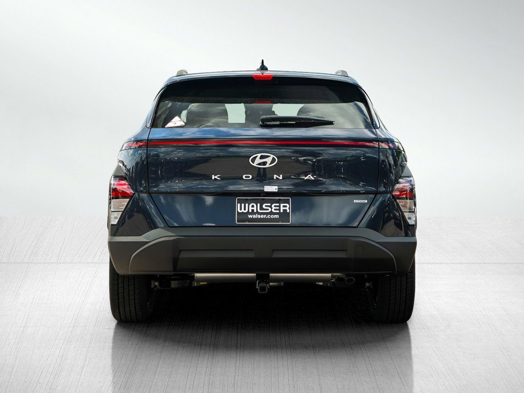 2026 Hyundai Kona SEL photo 4
