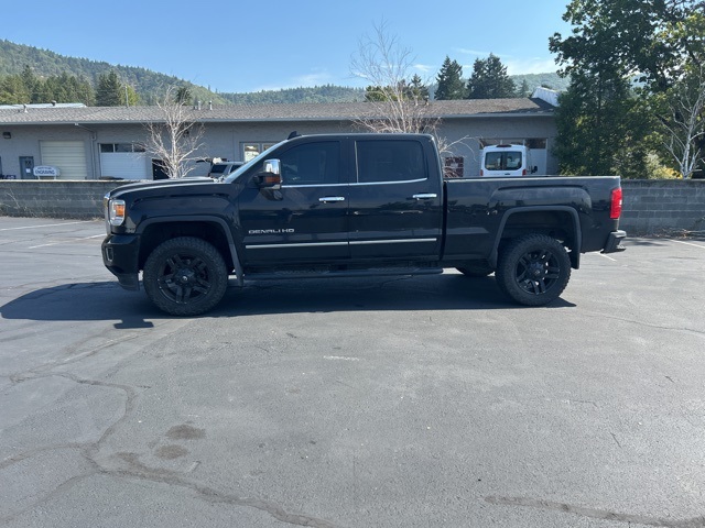 2015 Gmc Sierra Denali photo 2