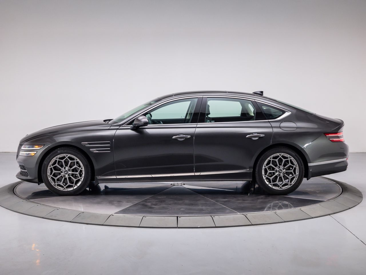 2023 Genesis G80 2.5T Advanced 3.5T Sport Prestige photo 2