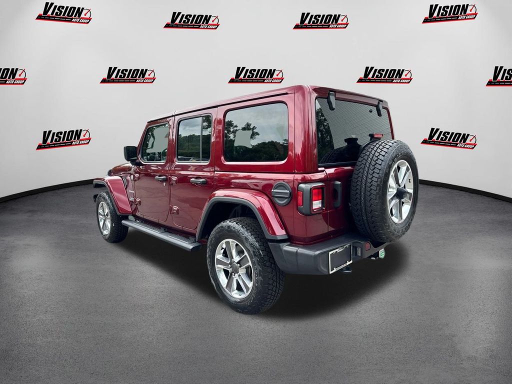 2021 Jeep Wrangler Unlimited Sahara photo 6