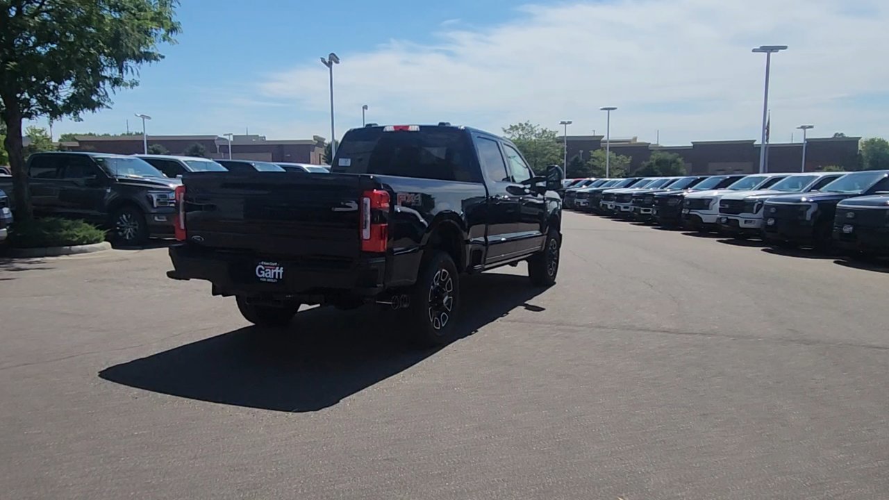 2025 Ford F-350 Platinum photo 4