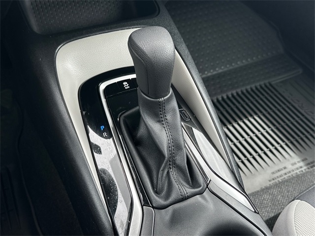 2023 Toyota Corolla LE photo 18