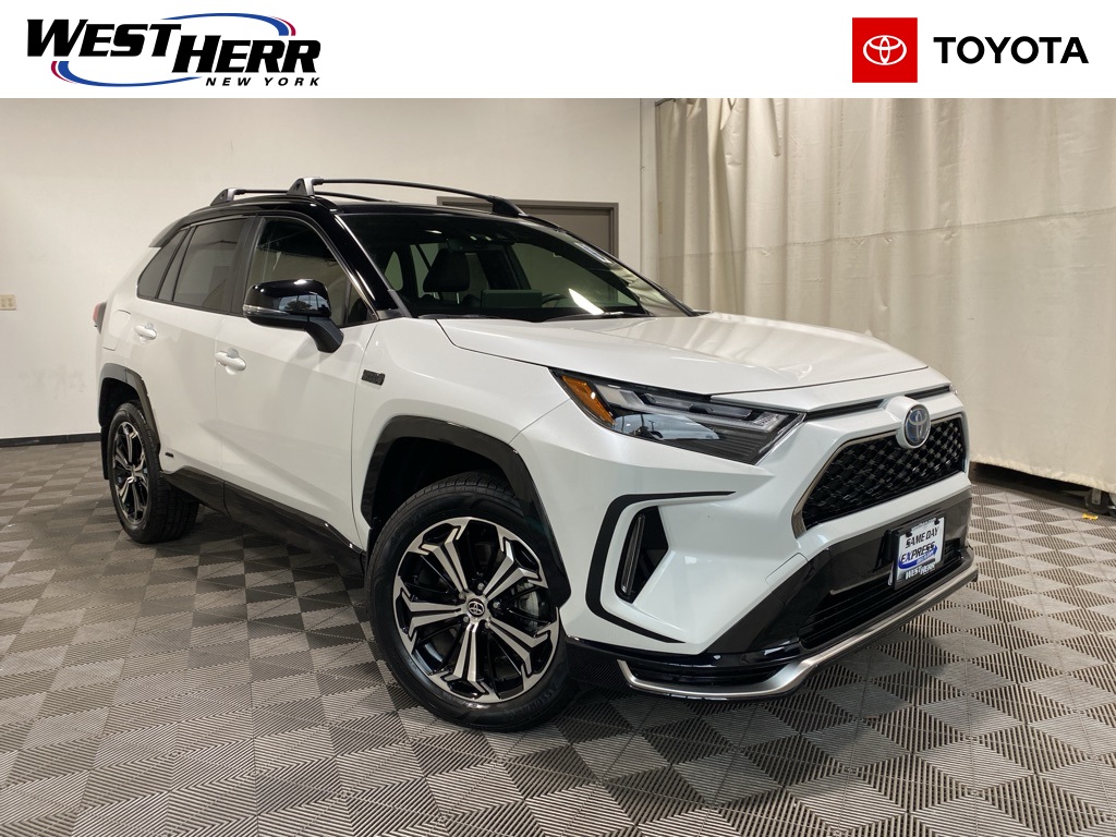 2023 Toyota RAV4 XSE's photo