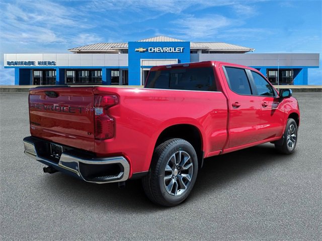 2025 Chevrolet Silverado 1500 LT photo 3