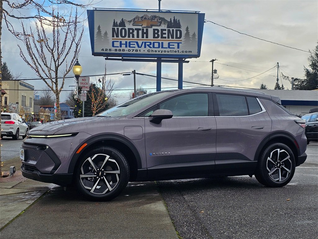 2026 Chevrolet Equinox EV 2LT's photo