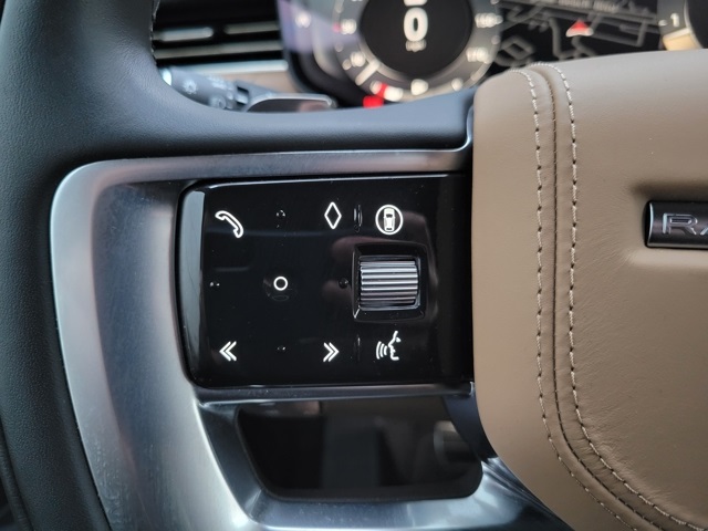 2025 Land Rover Range Rover SE photo 26