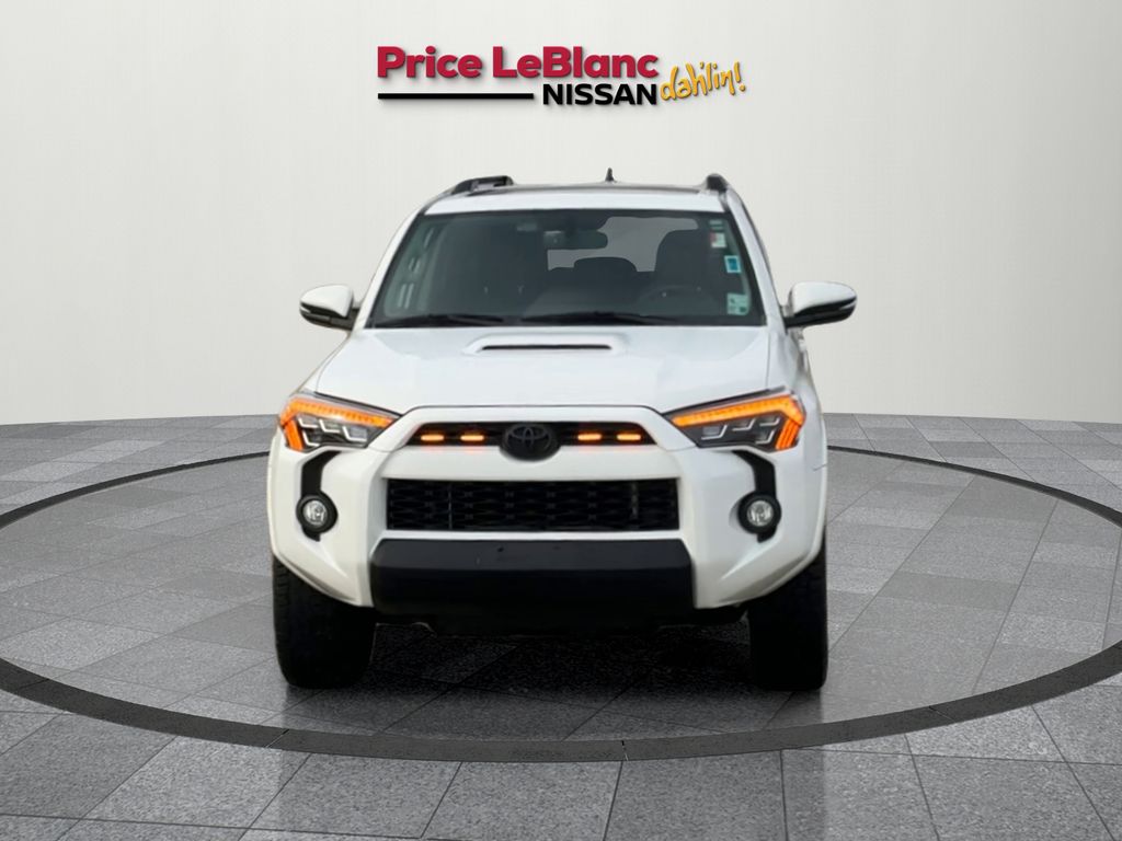 2019 Toyota 4Runner TRD Off-Road photo 2