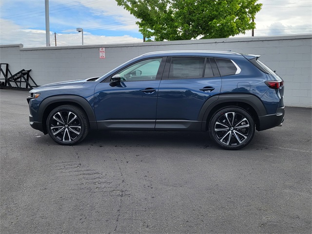 2025 Mazda CX-50 Premium Plus photo 2