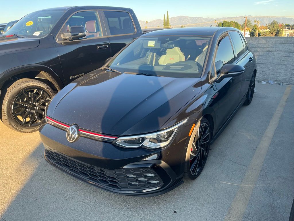 2023 Volkswagen Golf GTI Autobahn photo 2