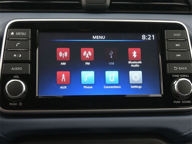 2025 Nissan Versa SV photo 3