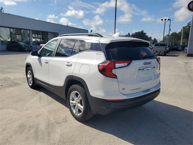 2022 Gmc Terrain SLE photo 4