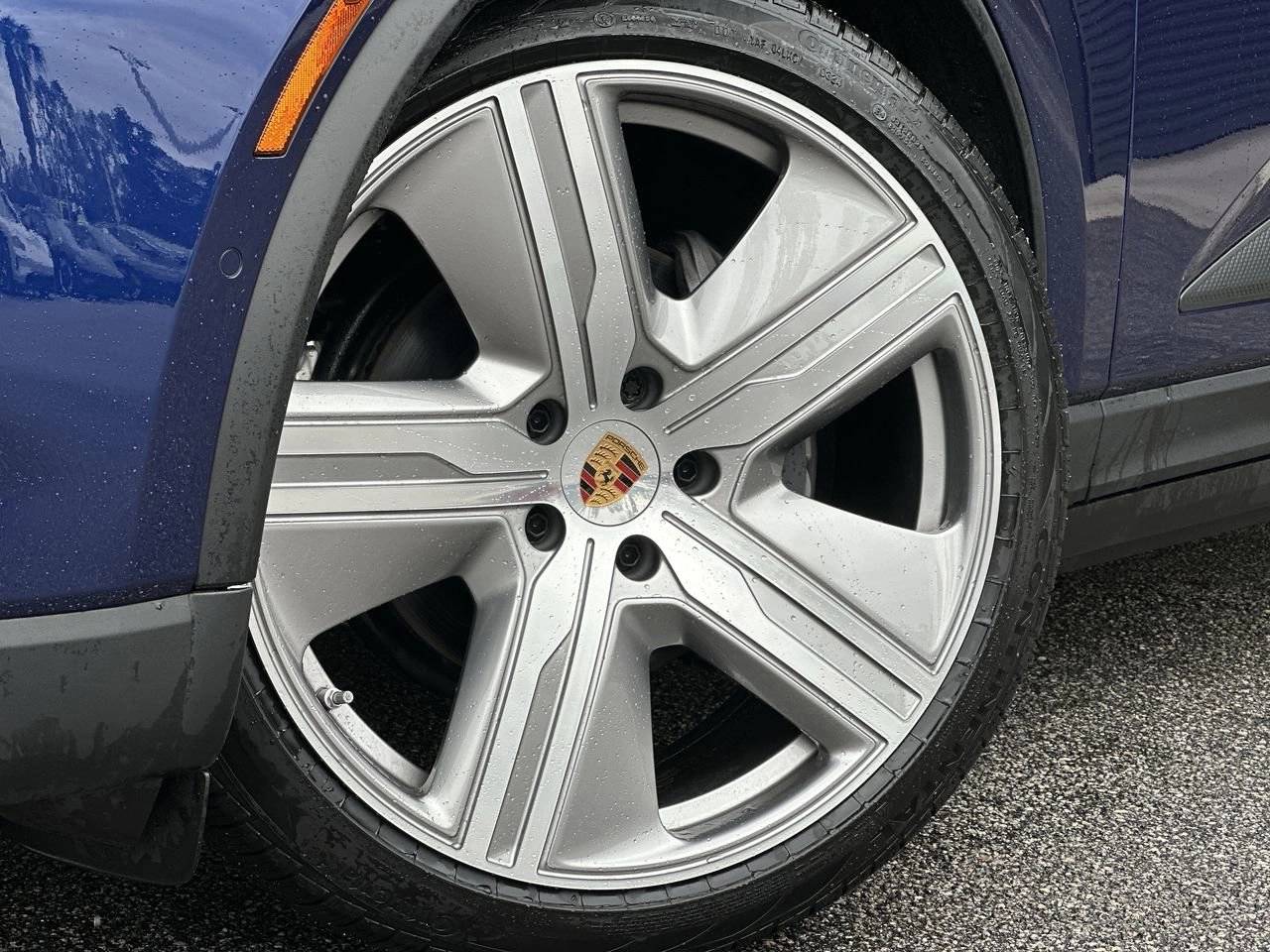 2024 Porsche Macan 4 Electric photo 14