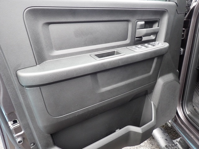 2025 Ram 2500 Tradesman photo 13