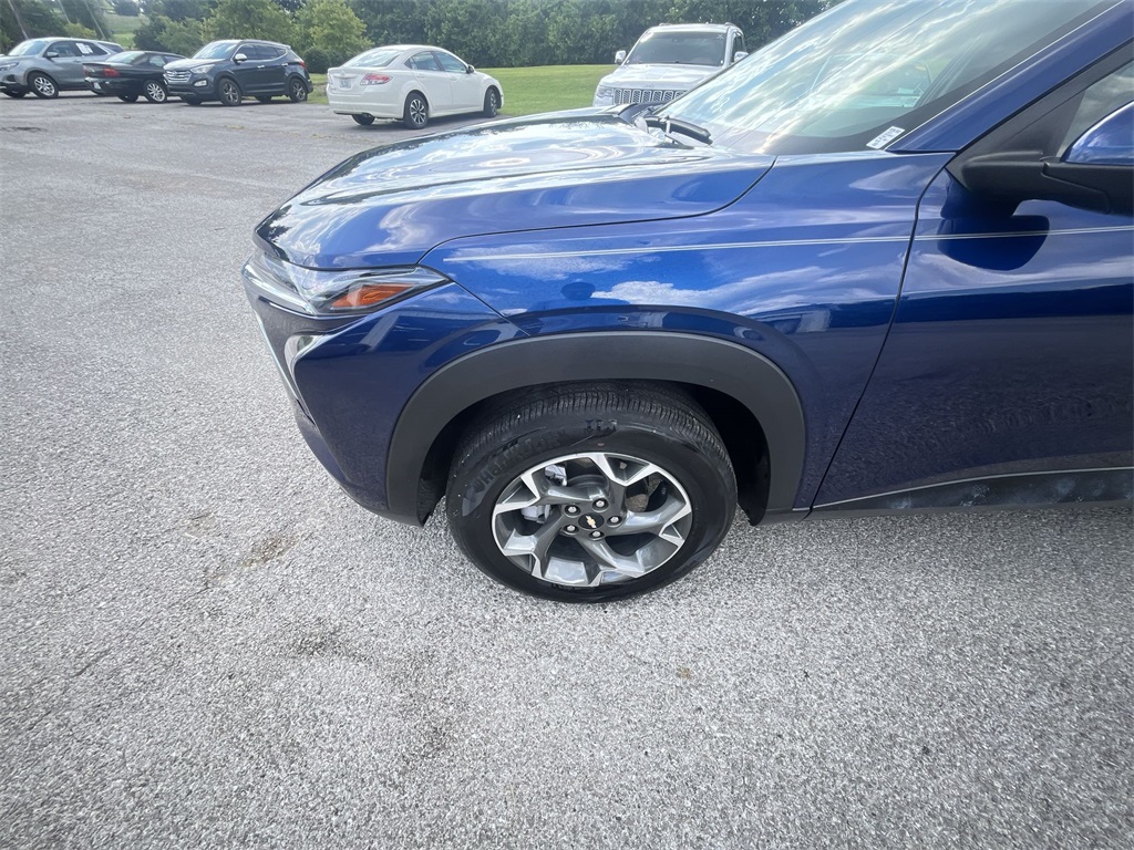 2024 Chevrolet Trax LT photo 10