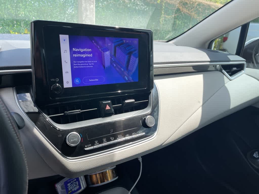 2023 Toyota Corolla LE photo 11