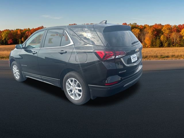2022 Chevrolet Equinox LT photo 3