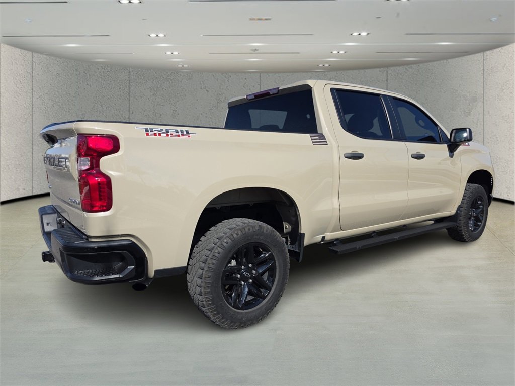 2023 Chevrolet Silverado 1500 Custom Trail Boss Z71 photo 3