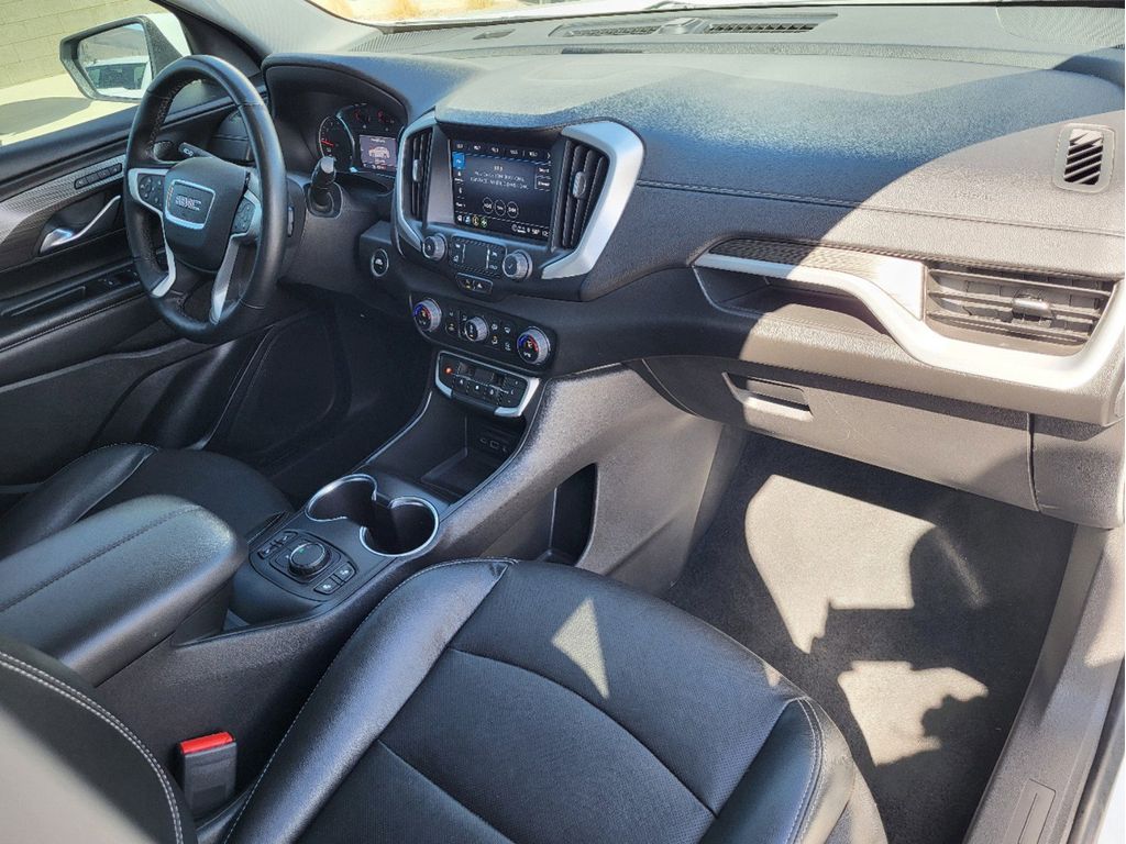 2023 Gmc Terrain SLT photo 22