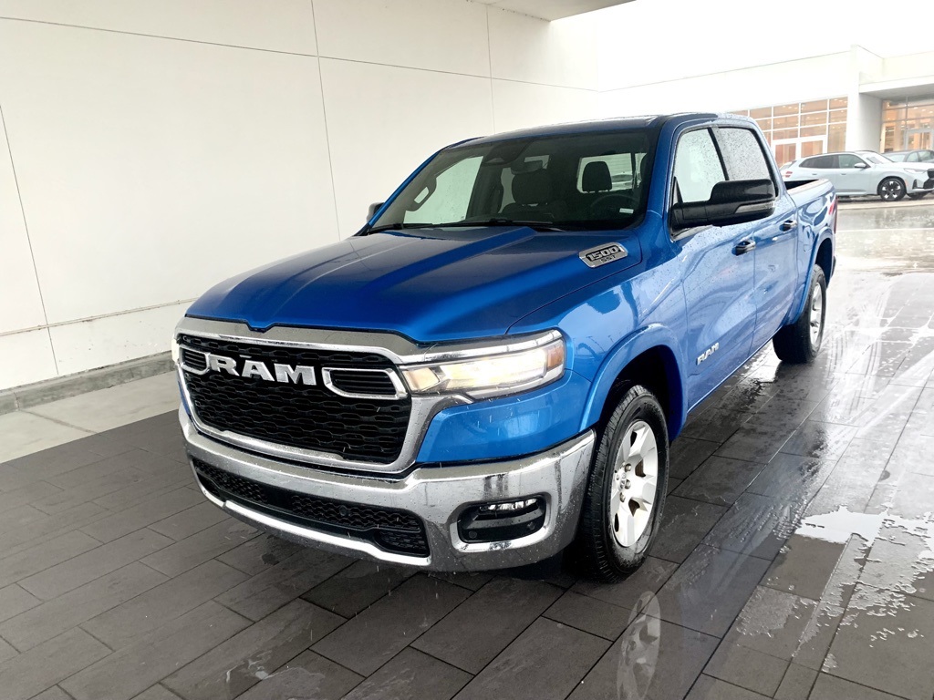 2025 Ram 1500 Big Horn Lone Star photo 3