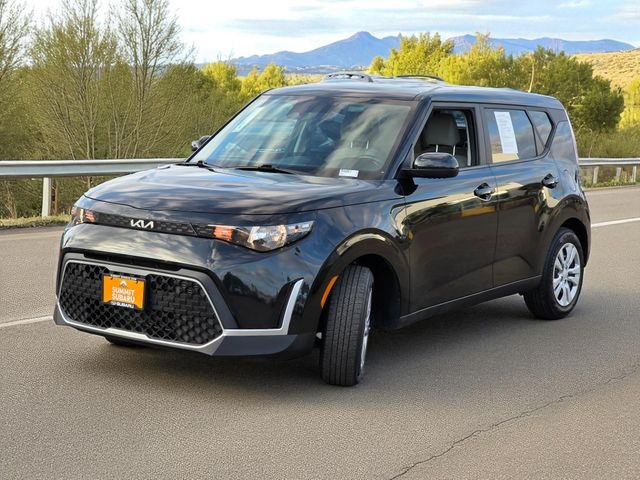 2023 Kia Soul LX photo 4