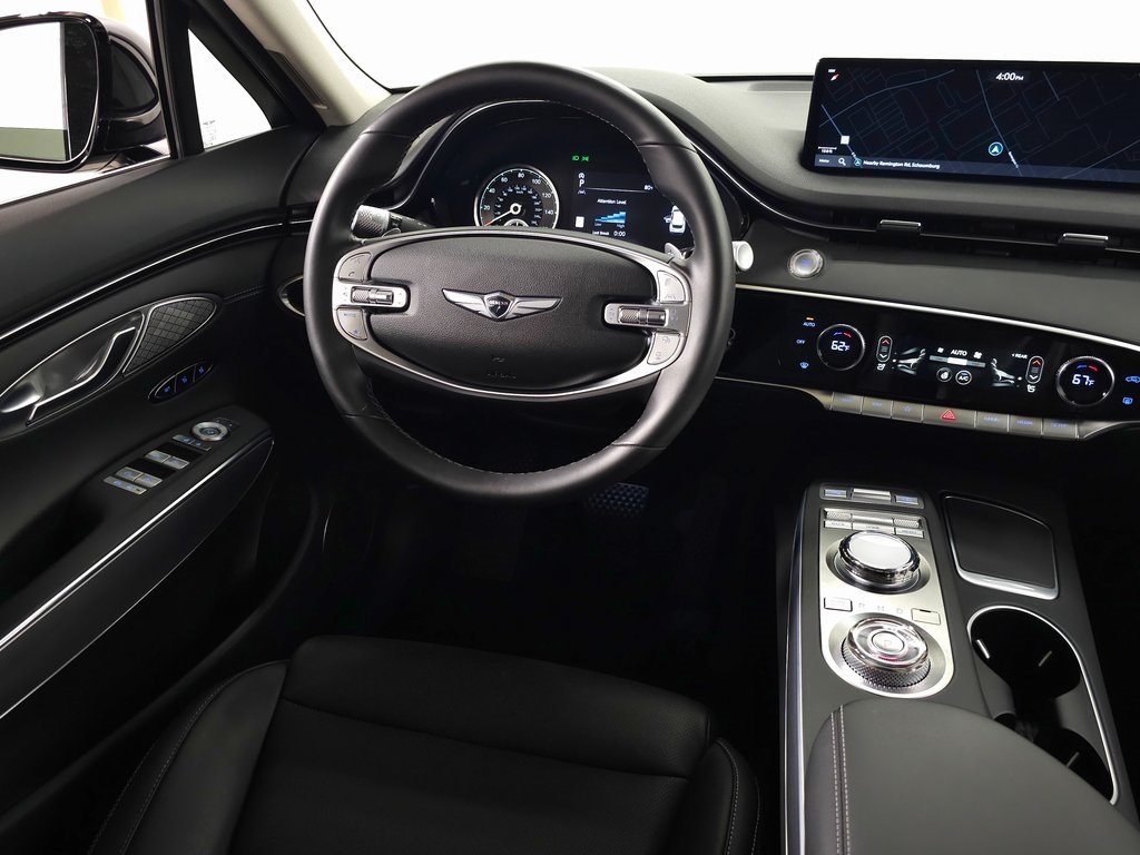 2025 Genesis GV70 2.5T photo 16