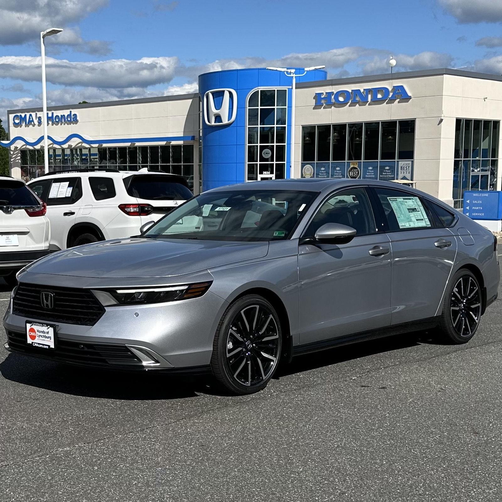 2025 Honda Accord Hybrid Touring's photo