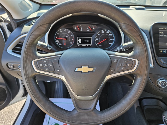2023 Chevrolet Malibu LS photo 21