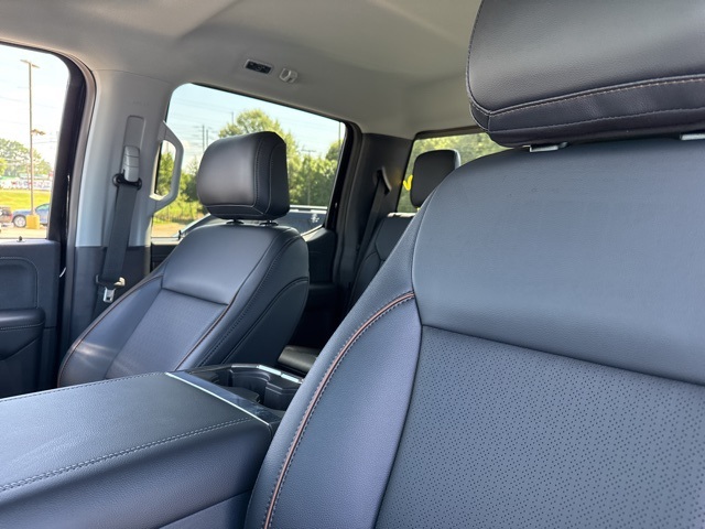 2025 Ford F-350 photo 26