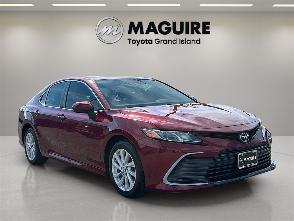 2022 Toyota Camry LE photo 7