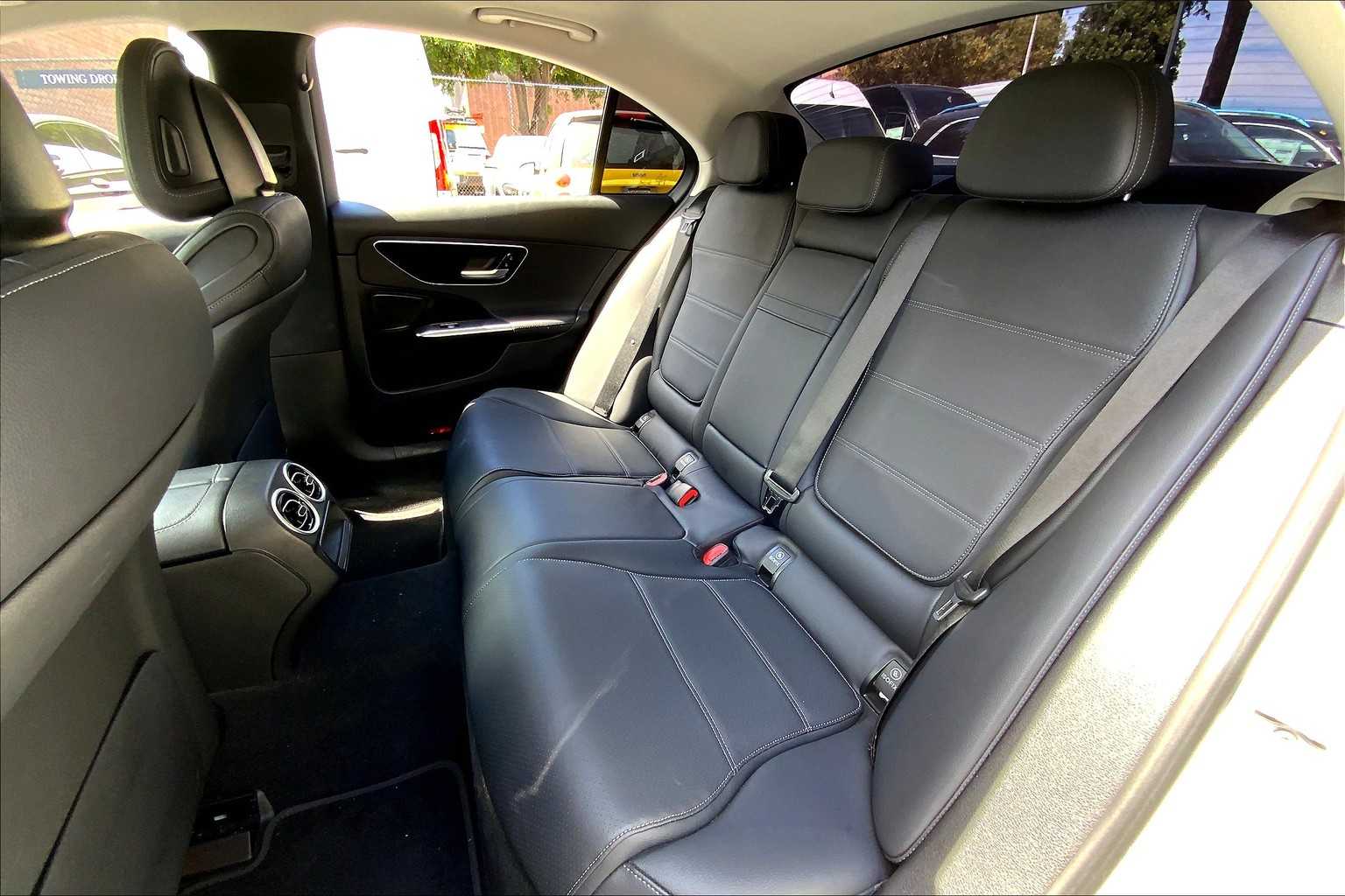 2022 Mercedes Benz C 300 photo 18