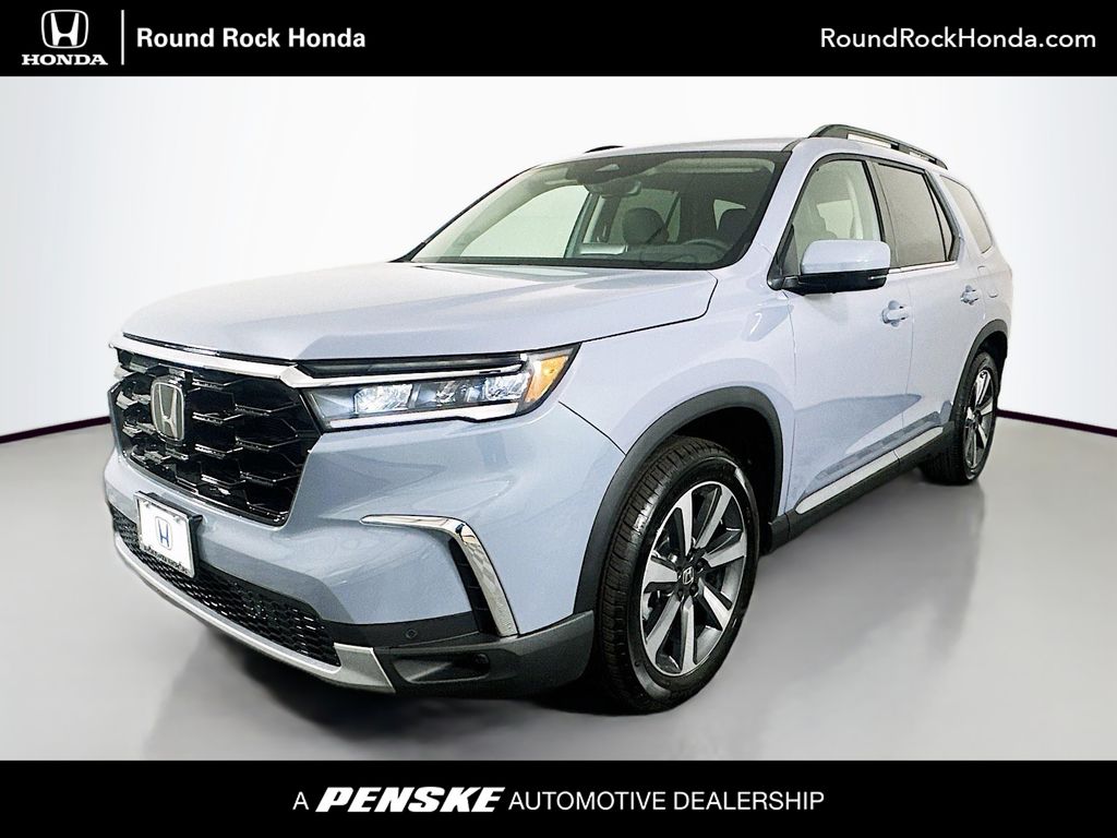 2025 Honda Pilot Touring's photo
