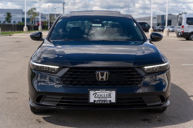 2025 Honda Accord Hybrid Sport-L photo 2