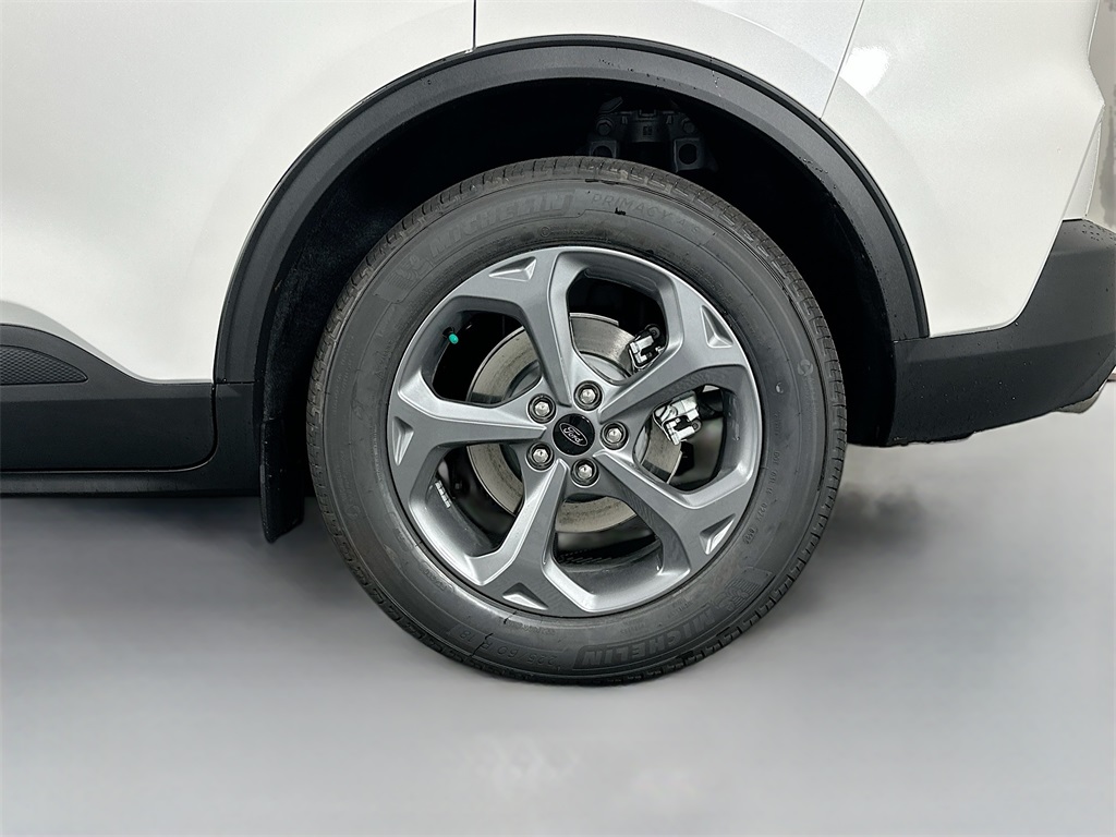 2025 Ford Escape ST-Line photo 27