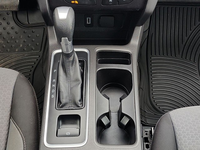 2017 Ford Escape SE photo 9