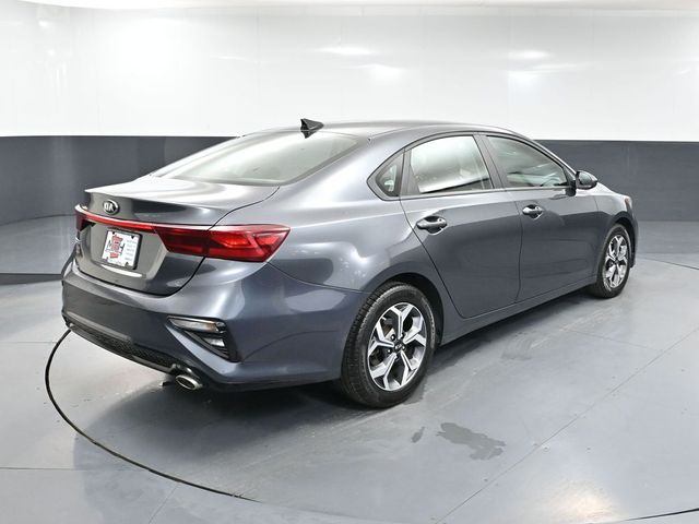 2021 Kia Forte LXS photo 4