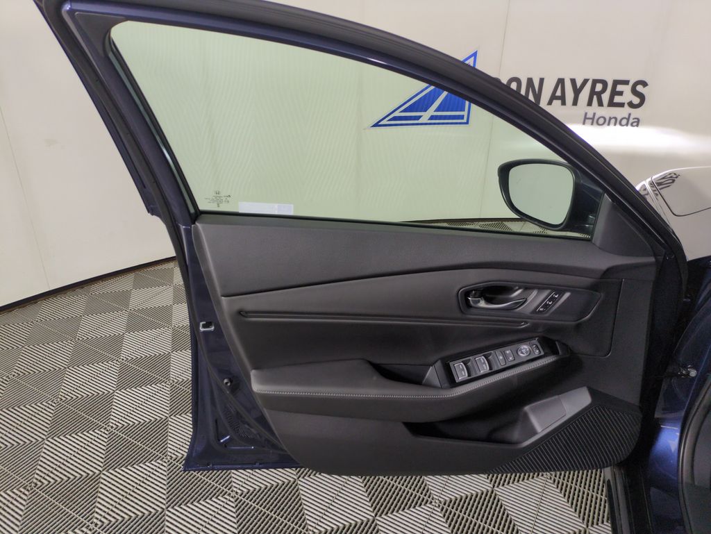 2025 Honda Accord Hybrid Touring photo 10